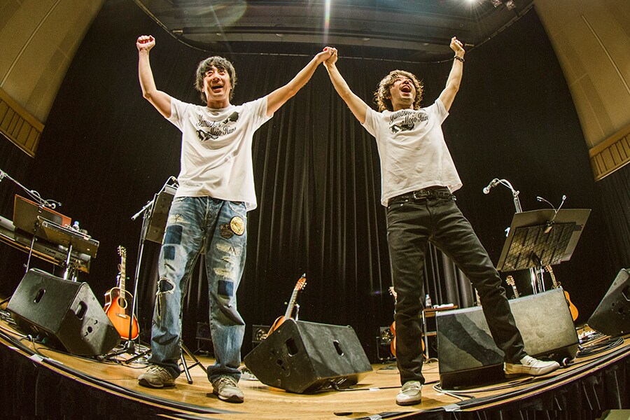 和田唱×山崎まさよし魅惑のアコースティック会！品川でファイナル“マーチ”