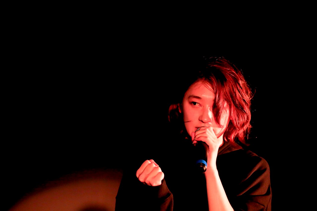 コムアイ（Vo）（撮影：上飯坂一）