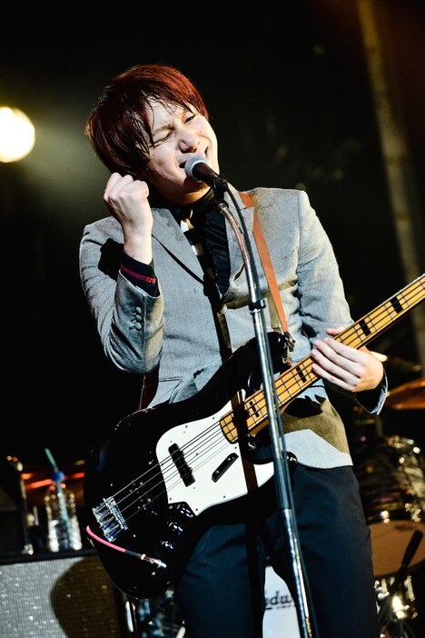 ROY（Vo, B）（Photo by RUI HASHIMOTO[SOUND SHOOTER]）