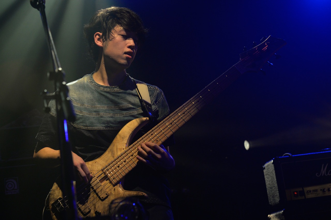 奥野翔太（B, Cho）