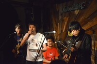 SCOOBIE DO「チャンプレコード臨時株主総会」の様子。