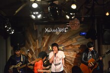 SCOOBIE DO「チャンプレコード臨時株主総会」の様子。