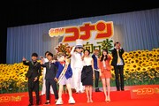 「名探偵コナン 業火の向日葵」完成披露試写会舞台挨拶の様子。
