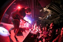 2014年に行われたtricot「What's Ochansensu-Su!? tricot Asia Tour 2014」台湾公演の様子。