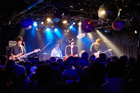 「超USOTSUKA NIGHT」の様子。（撮影：山野浩司）