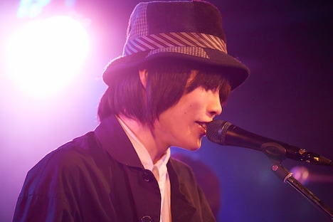 竹田昌和（Vo, G）（撮影：山野浩司）