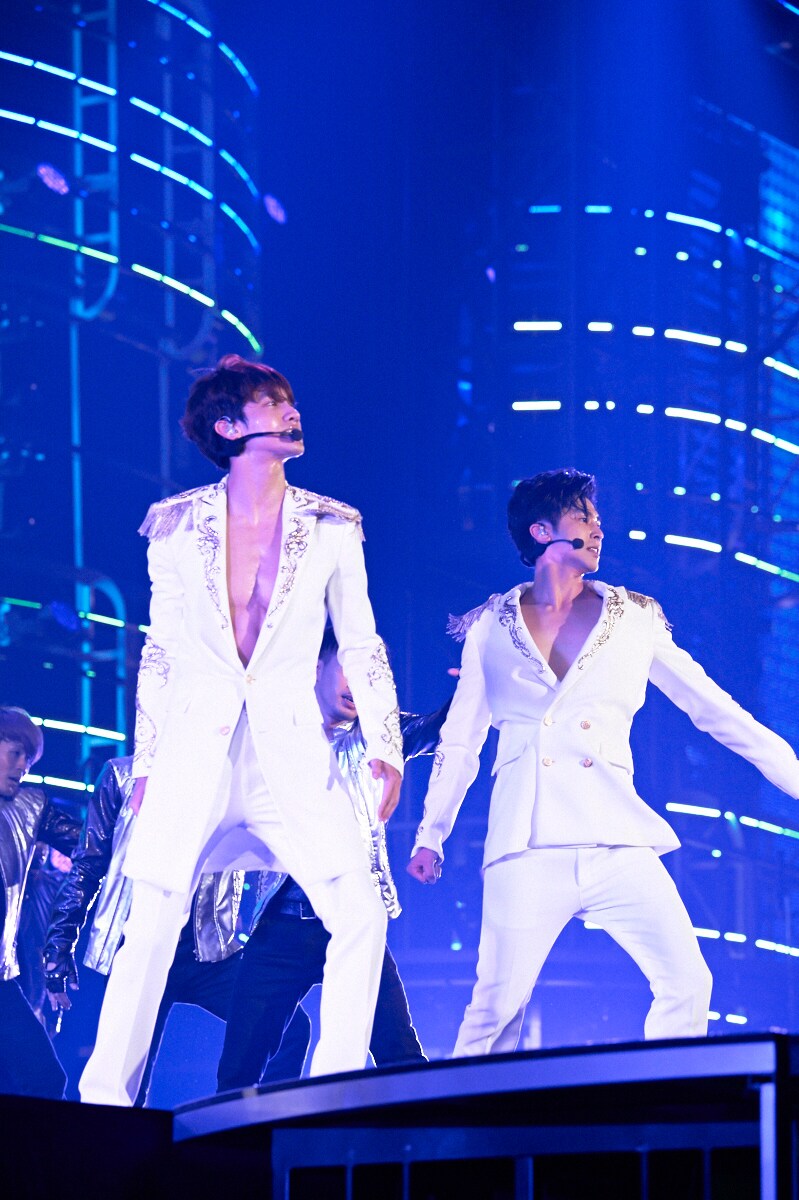 東方神起 LIVE TOUR 2015 ~WITH~」東京ドーム公演の様子 東方神起 LIVE TOUR 2015 ~WITH~」東京ドーム公演の様子