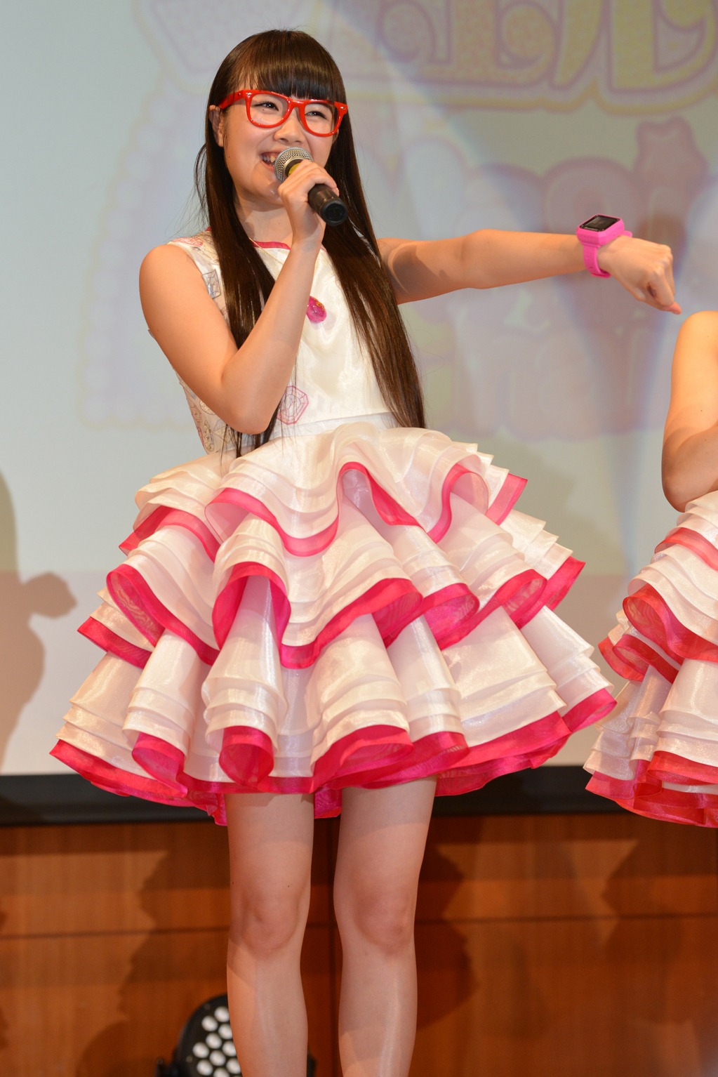 高橋麻里（Dorothy Little Happy）