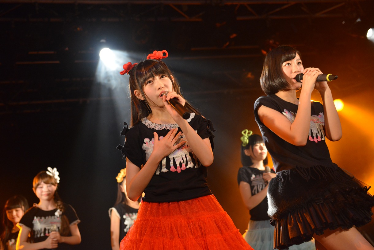 「乙女Rockets スプリットツアー 2015 SPRING」ライブの様子。