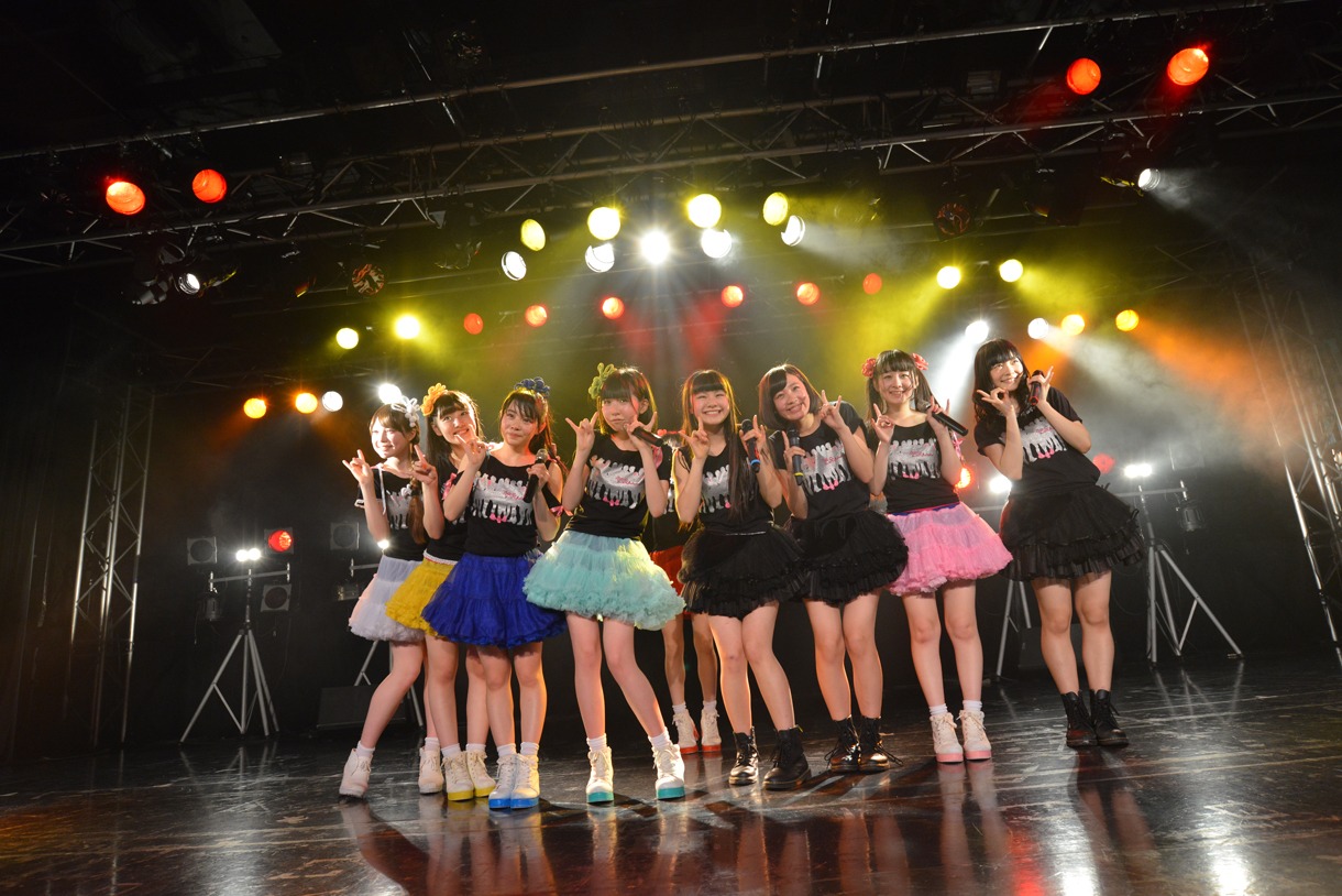 「乙女Rockets スプリットツアー 2015 SPRING」ライブの様子。