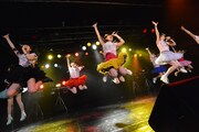 「乙女Rockets スプリットツアー 2015 SPRING」ライブの様子。