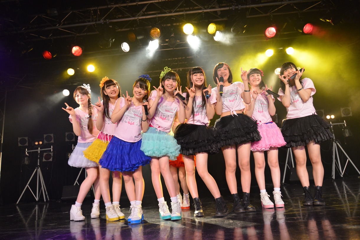 「乙女Rockets スプリットツアー 2015 SPRING」ライブの様子。