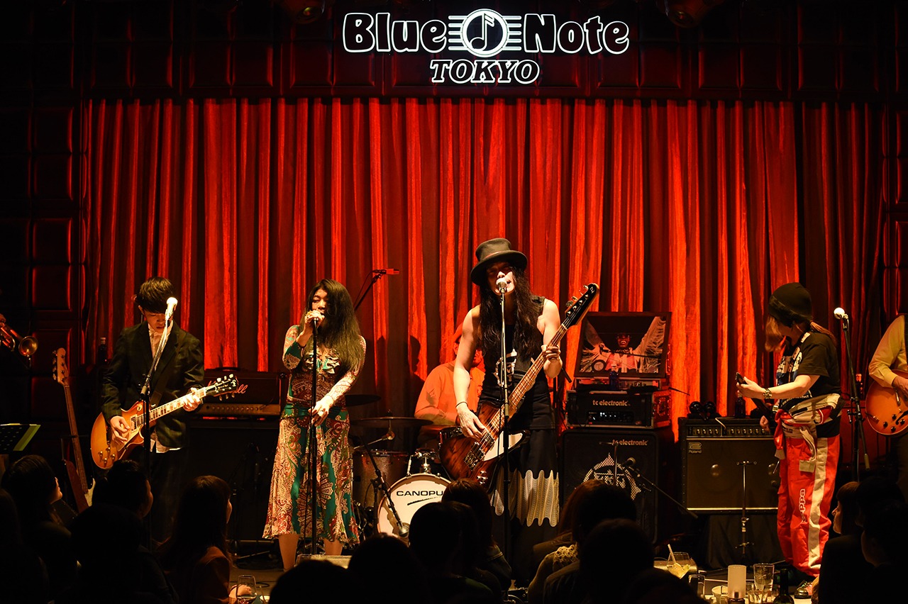 「LIFE IS GROOVE × 韻シスト feat. 金子マリ＆DAG FORCE」の様子（photo by ITARU HIRAMA（平間写真館TOKYO））。