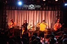 韻シスト（photo by ITARU HIRAMA（平間写真館TOKYO））