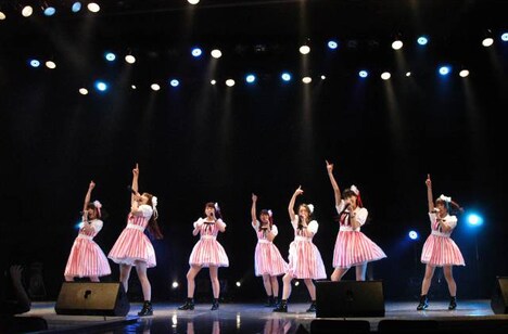 palet「palet LIVE TOUR 2015～LOVE n’ ROLL !!～」ツアーファイナルの様子。