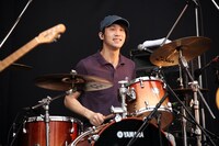 本吉“Nico”弘樹（Dr, Cho / The Flickers）