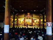 「子ども御遠忌 親鸞さんに あおう ~響く今、響け未来へ~ 片平里菜LIVE」の様子。