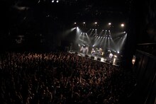 FoZZtone「『Return to Earth』TOUR」東京・赤坂BLITZ公演の様子。