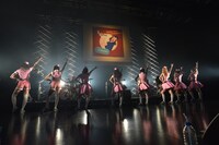 「PASSPO☆ワンマンフライトツアー2015 ～more Attention～」の様子。
