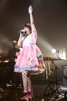 佐藤聡美「しゅがちゅん。～星たちの宴～」の様子。