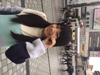 新宿駅前のmiwa。（photo by hajime kamiiisaka）