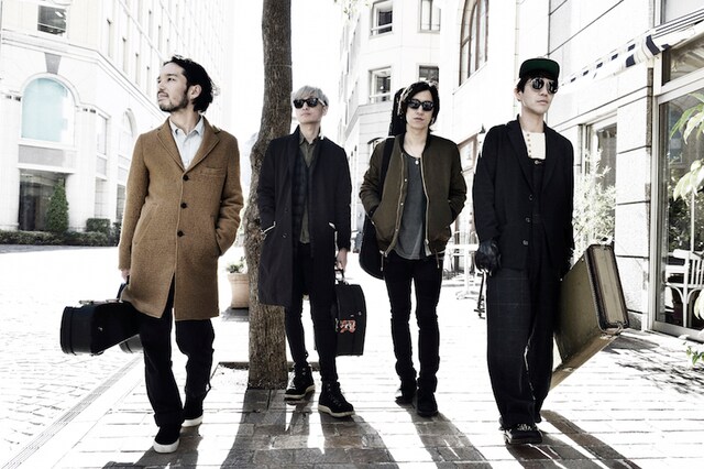 ストレイテナー