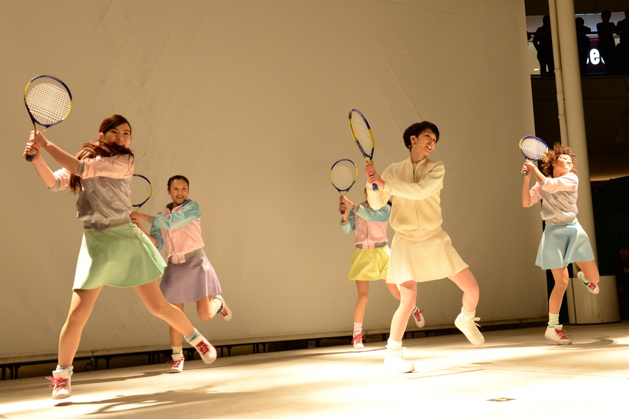 剛力彩芽1stアルバム「剛力彩芽」リリース記念イベントの様子。