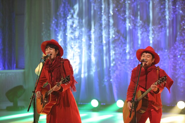 「MUSIC FAIR」出演時のゆず。 (c)フジテレビ