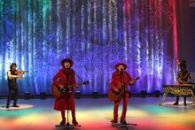 「MUSIC FAIR」出演時のゆず。 (c)フジテレビ