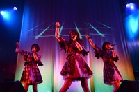 Negicco First Tour「Never Give Up Girls!!!＆Rice＆Snow」東京公演の様子。