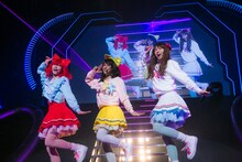 ユーキ、ユースケ、タカシによるユニット「コロン」。（撮影：米山三郎［SignaL］）