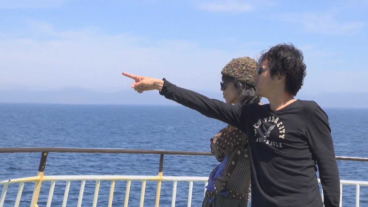 「EVERYDAY WALKING -MY LIFE IS MY MESSAGE TOUR 2014」のワンシーン。