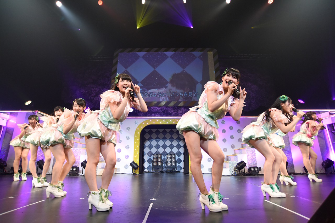 「AKB48 ヤングメンバー全国ツアー～未来は今から作られる～」長崎公演の様子。(c)AKS