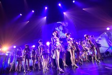「AKB48 ヤングメンバー全国ツアー～未来は今から作られる～」長崎公演の様子。(c)AKS