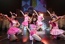 「AKB48 ヤングメンバー全国ツアー～未来は今から作られる～」長崎公演の様子。(c)AKS