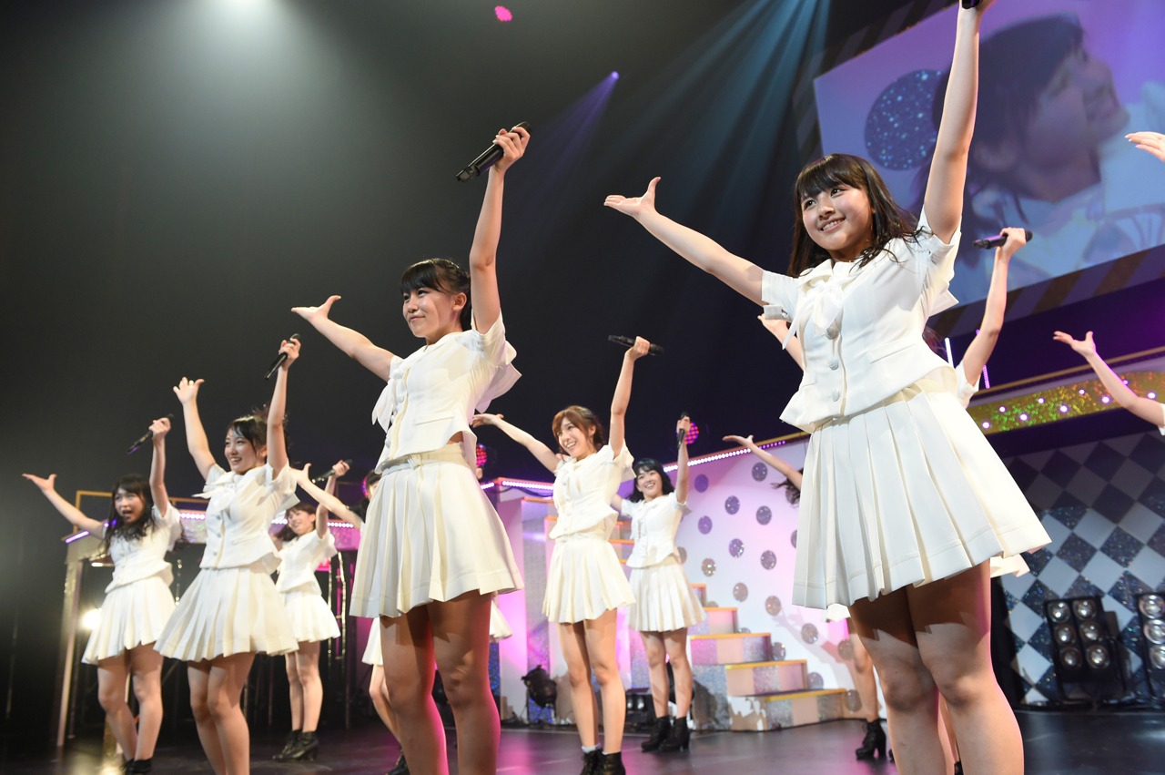「AKB48 ヤングメンバー全国ツアー～未来は今から作られる～」長崎公演の様子。(c)AKS