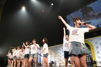 「AKB48 ヤングメンバー全国ツアー～未来は今から作られる～」長崎公演の様子。(c)AKS