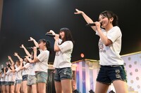 「AKB48 ヤングメンバー全国ツアー～未来は今から作られる～」長崎公演の様子。(c)AKS