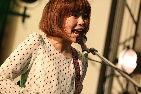 松岡恭子（Vo, G, Key / ユナイテッドモンモンサン）