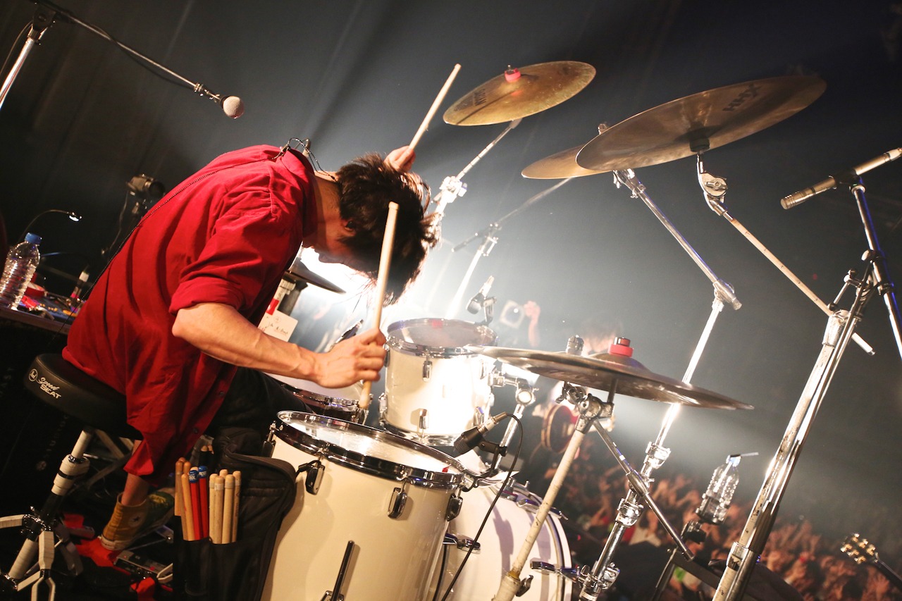 中西雅哉（Dr / THE ORAL CIGARETTES）