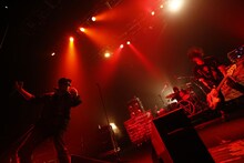 AA=（撮影：三吉ツカサ[Showcase]）