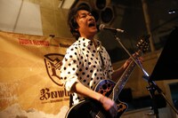 八田ケンヂ（撮影：山川哲矢[Showcase]）