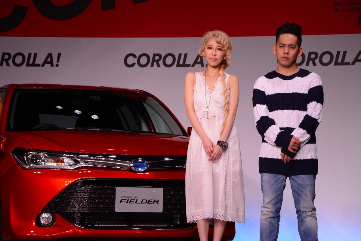 新型「カローラフィールダー」、加藤ミリヤ、清水翔太。