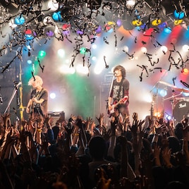 Suck a Stew Dry満員クアトロで「春のモラトリアムまつり」終幕