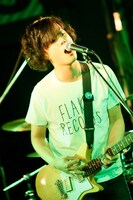 マッシュ（Vo, G / Kidori Kidori）