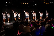 4月12日、NMB48劇場にドラフト候補生が出演した際の様子。