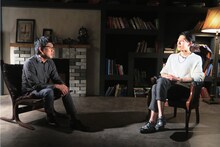 「PREMIUM INTERVIEW –MIYAVI-」収録中の様子。