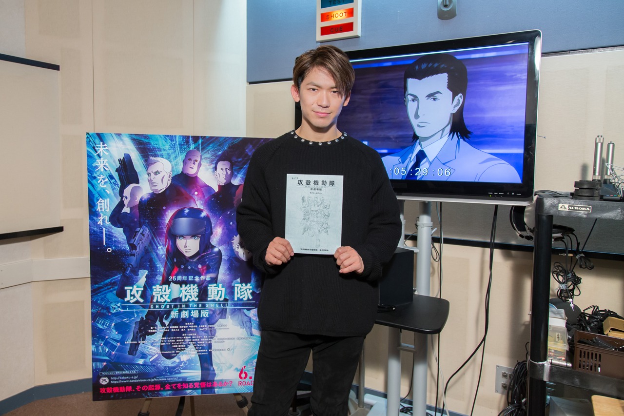 「攻殻機動隊 新劇場版」のアフレコに挑むNAOTO。(c)士郎正宗・Production I.G / 講談社・「攻殻機動隊 新劇場版」製作委員会