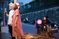 「東京“なんだこれ”バスツアー SPECIAL」収録中の様子。