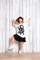 「SCREAM OUT FEST 2015」会場限定販売Tシャツを着用した増井みお（PASSPO☆）。